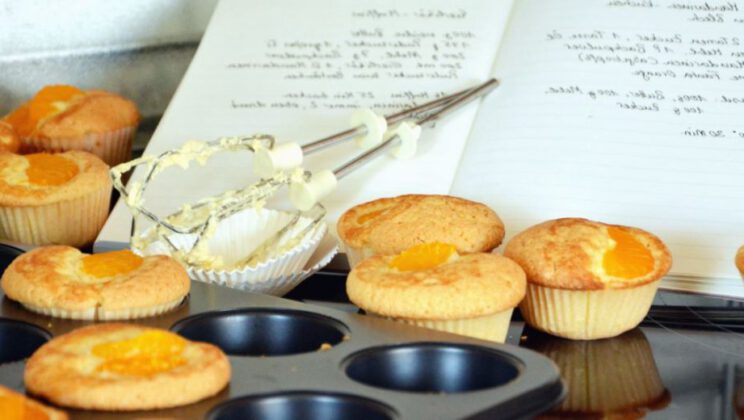 MAGDALENAS CASERAS CON ALMENDRAS