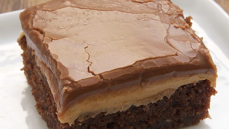 Tarta de Crema de Cacahuetes y Chocolate